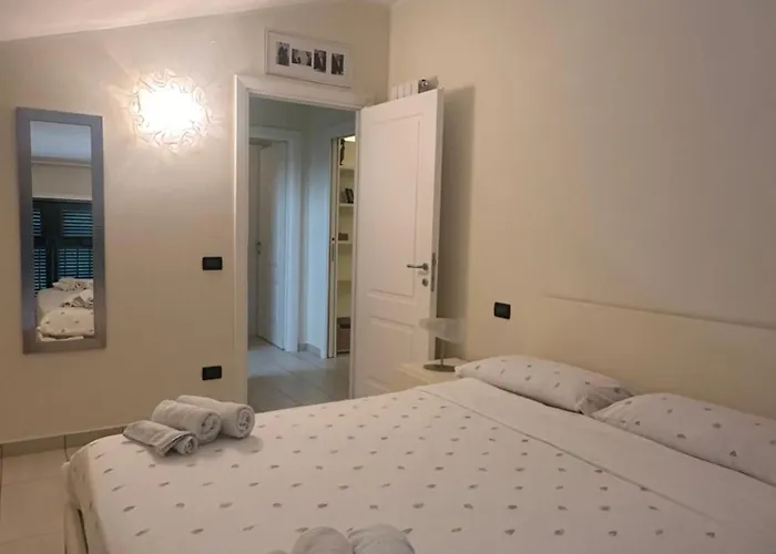 Nova, Tra Alassio Ed Albenga Villanova d'Albenga